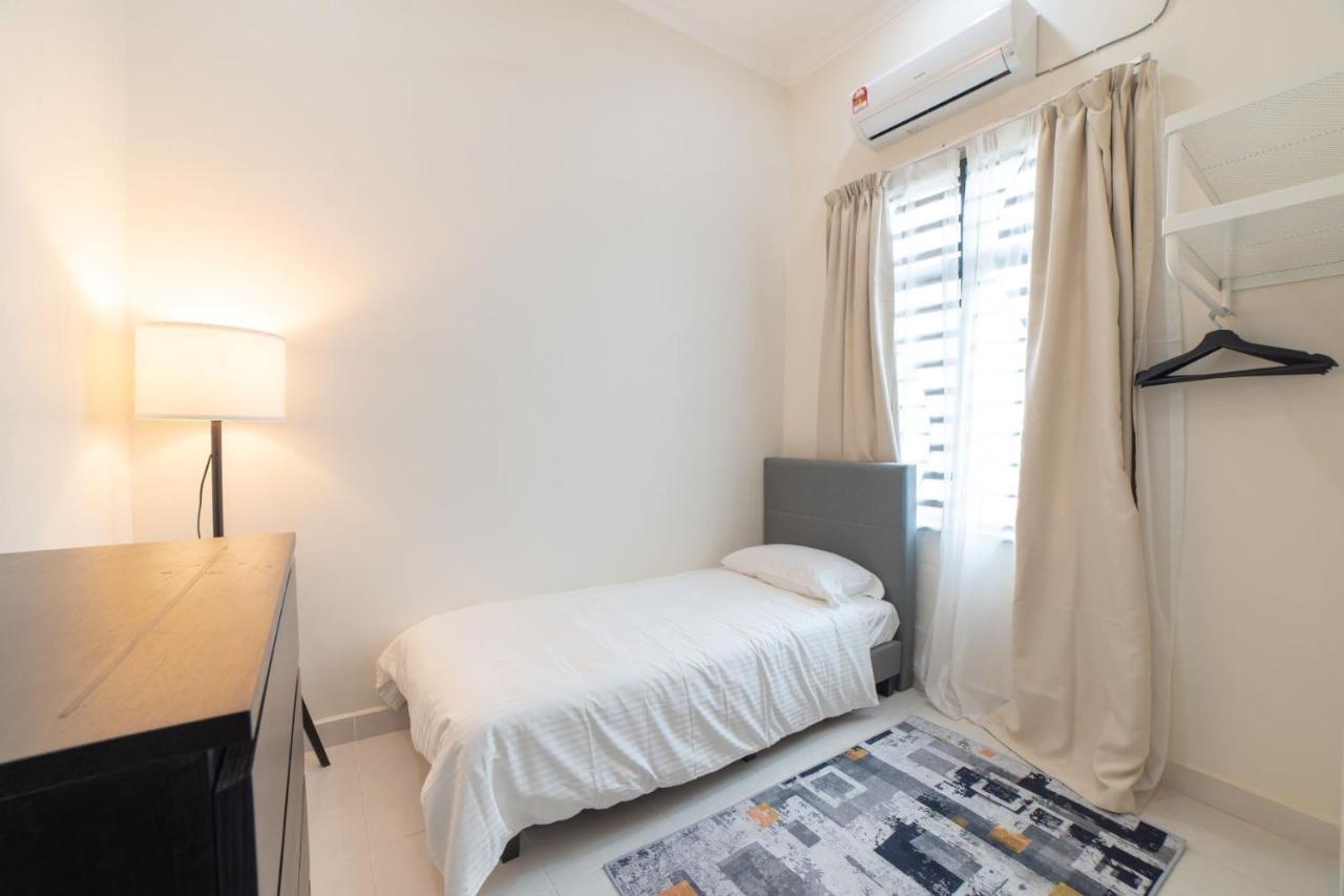 Hilmera Guesthouse Kuantan Exterior photo