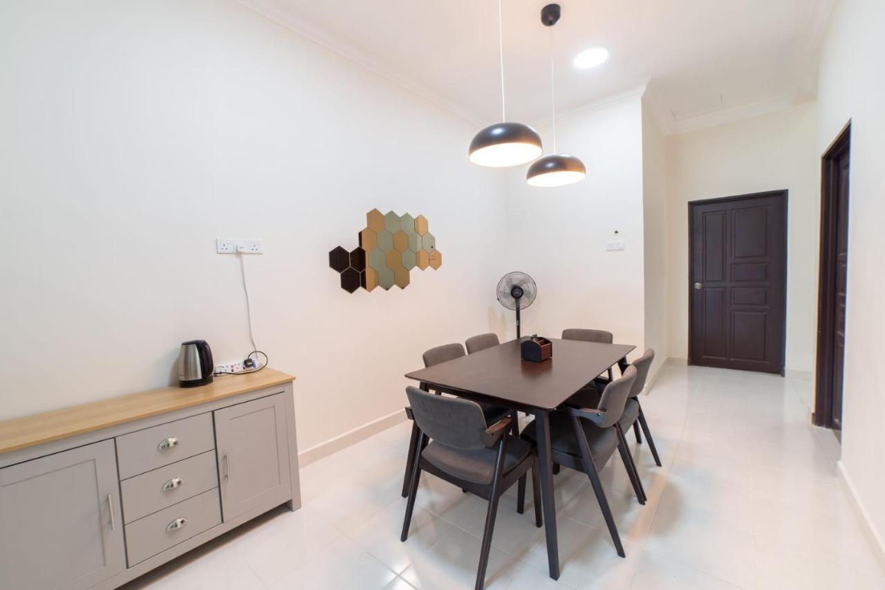 Hilmera Guesthouse Kuantan Exterior photo